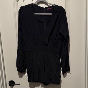 Motel Rocks Black V-Neck Top